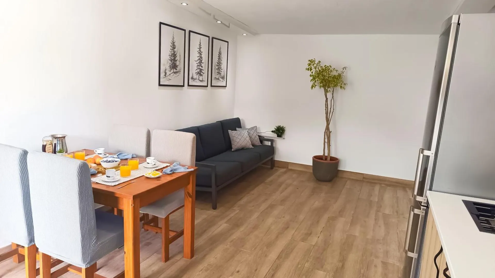 말라가 Chalet Bosque10 Piscina Privada Entre La Playa 빌라