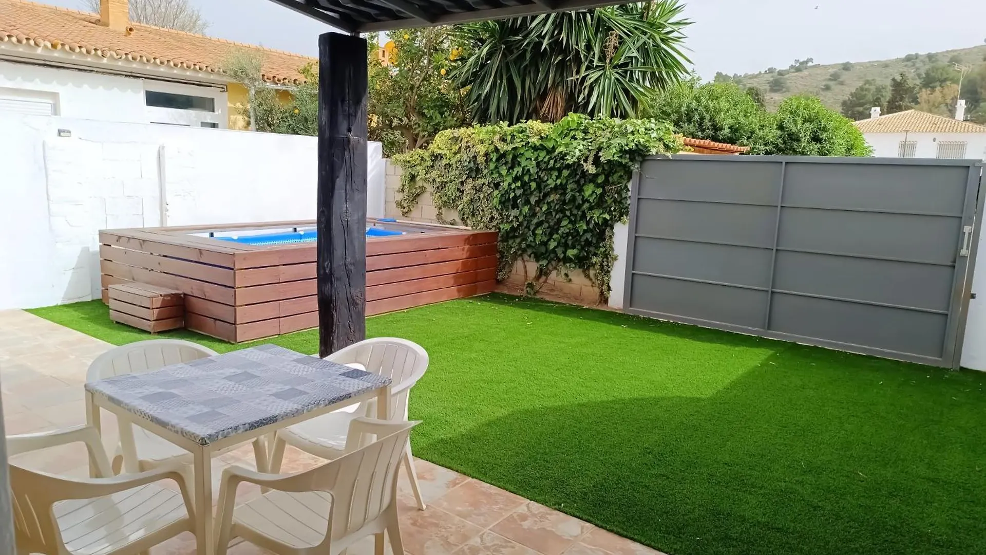 Сasa de vacaciones Chalet Bosque10 Piscina Privada Entre La Playa Villa Málaga